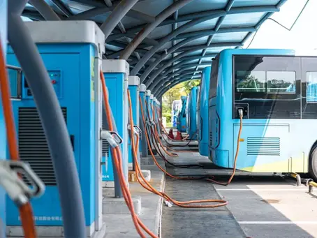 Revolutionizing Electric Fleet Charging with India's First Off-Grid 250 kW DC-to-DC Charger