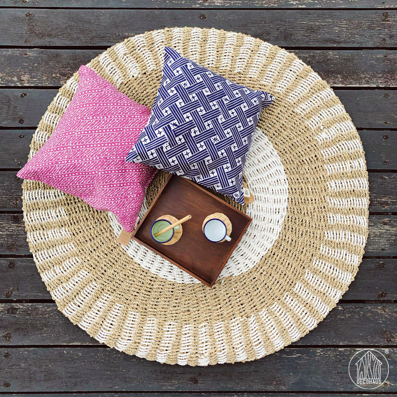 YUKA Handwoven Seagrass Rug