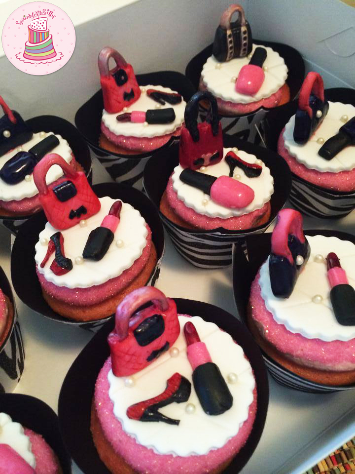 Play Dress up Cupcakes - Sprinkle Me Silly photo