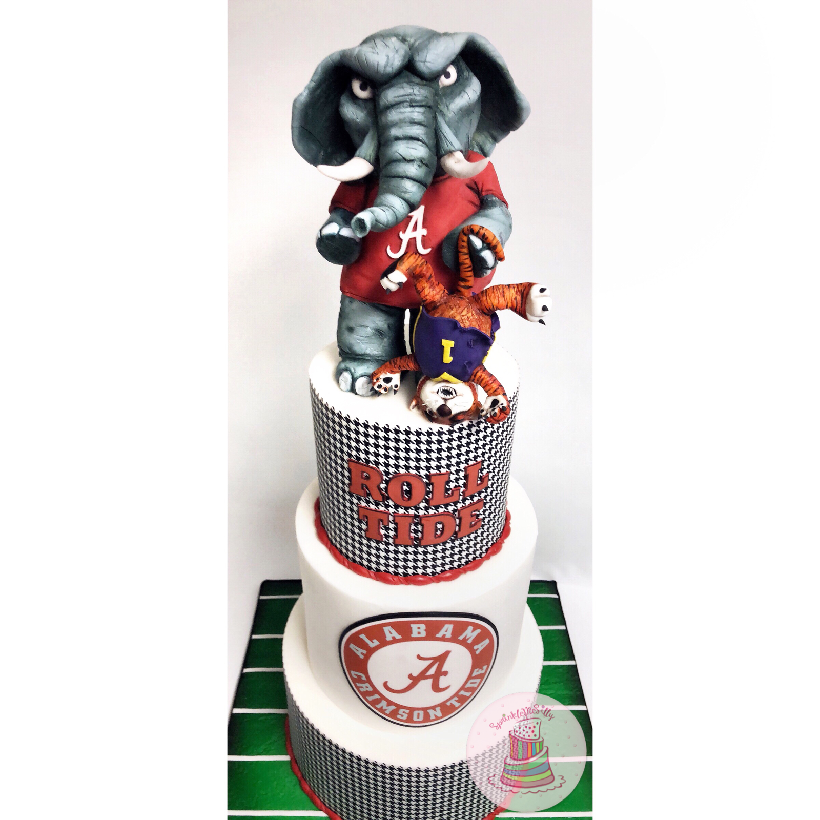 Alabama Roll Tide Cake - Sprinkle Me Silly photo