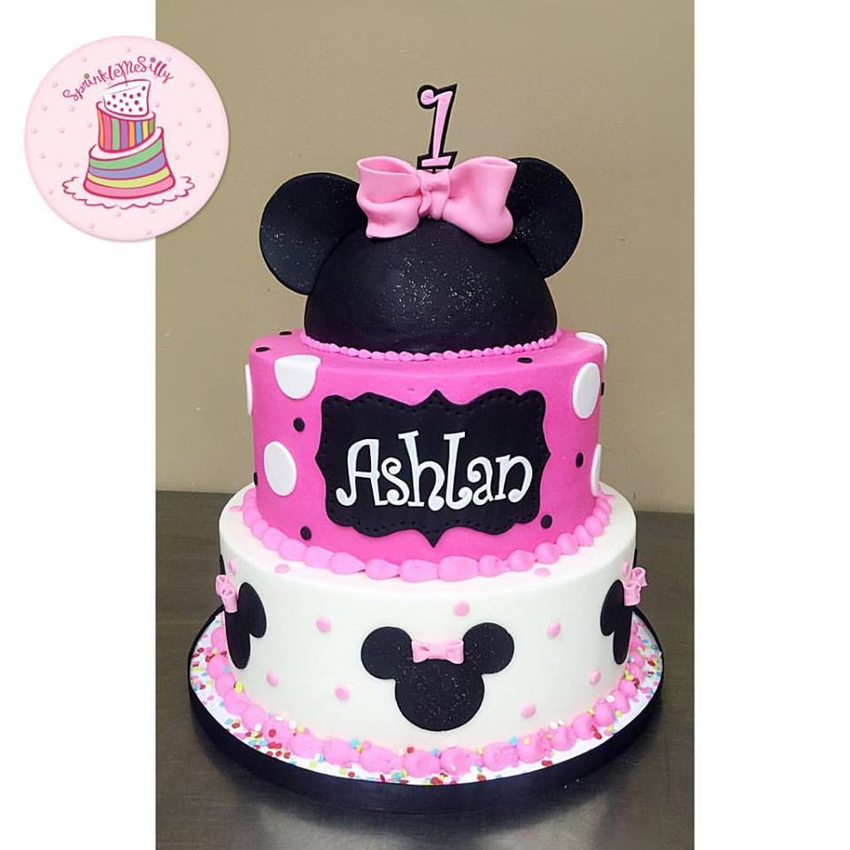 Minnie Mouse Cake - Sprinkle Me Silly photo