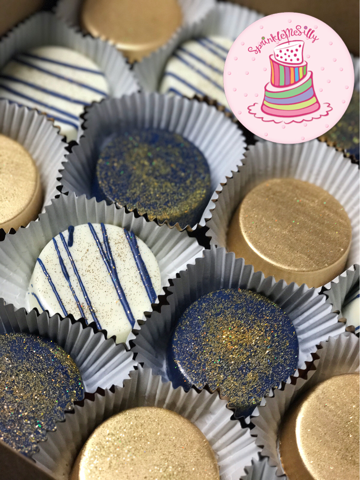 Chocolate Covered Oreos - Sprinkle Me Silly photo
