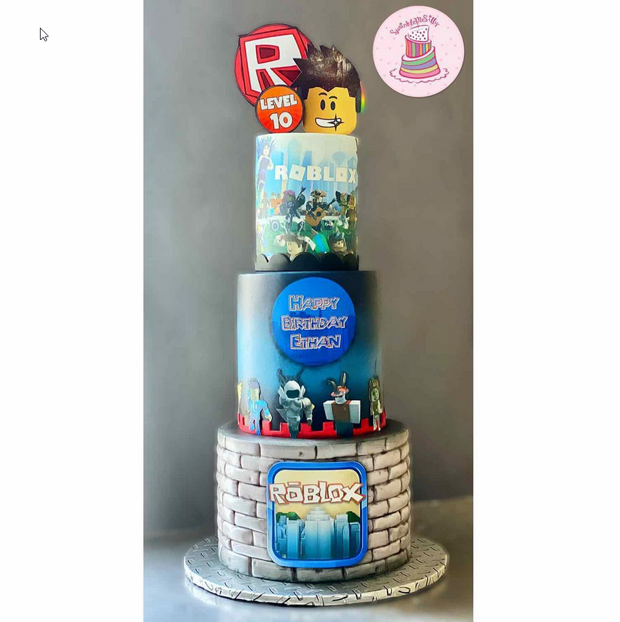 Roblox Cake - Sprinkle Me Silly photo