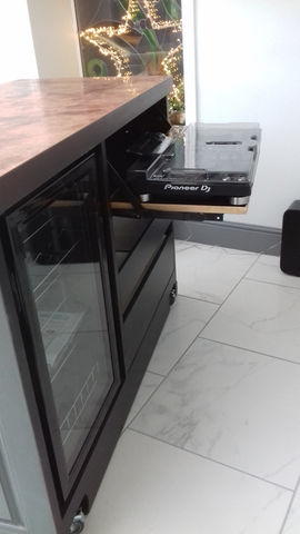 bar unit 2  mobile unit e.jpg