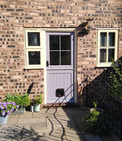 door stable door.jpg