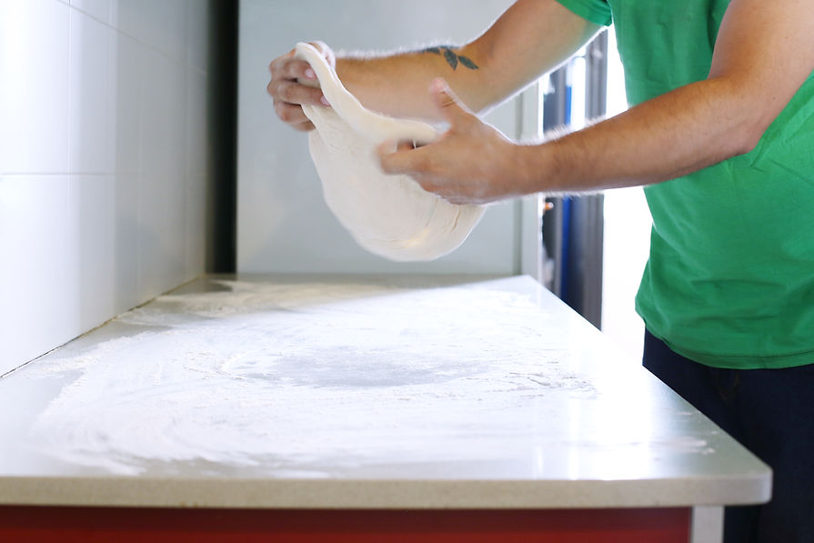 Fazendo a massa da pizza