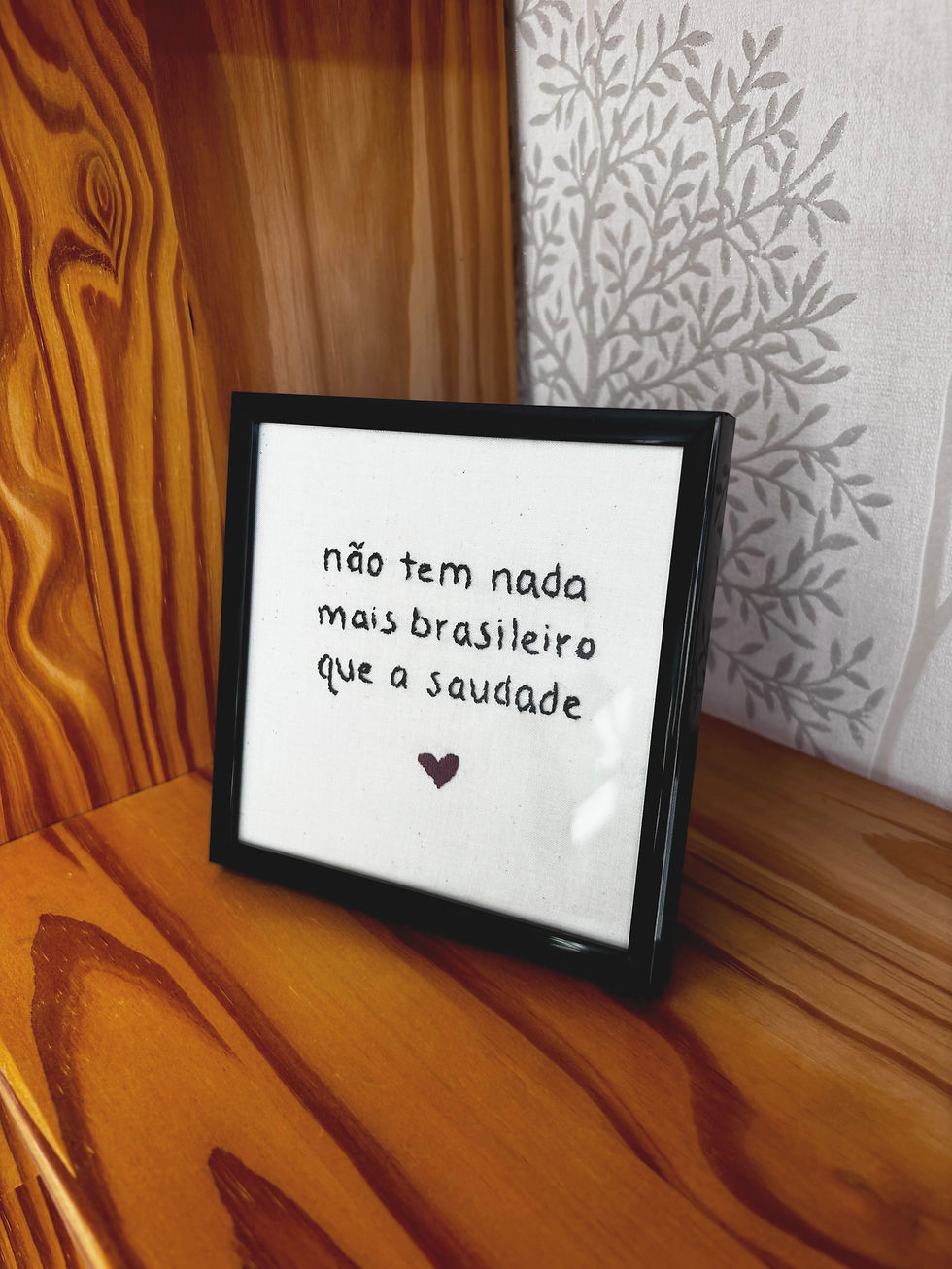 Thumbnail: Frame "Saudade"