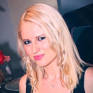 Writer: Elina V Clavelli