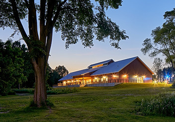 LakeMichiganVintners_Photo2_Building.jpeg