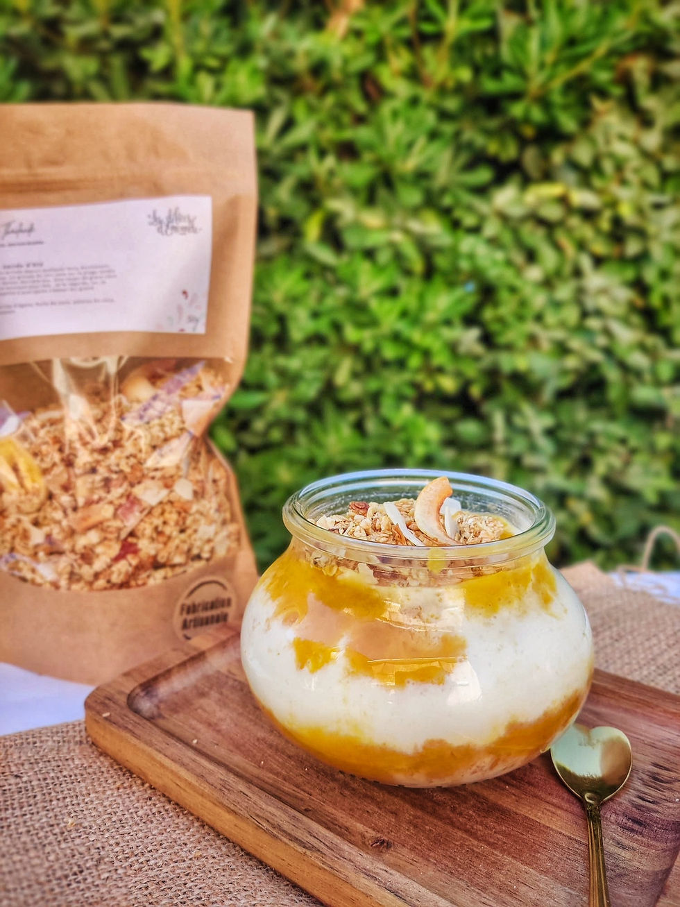Verrine fromage blanc, mangue, Granola exotique