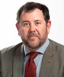 Christopher Pennington Studio Portrait_8510.jpg