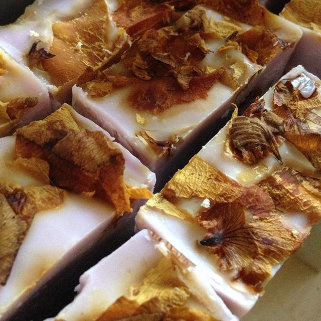 #tearose #rosesoap #tearosesoap _This has to be hands down my FAVORITE scent!!!! I only made a small