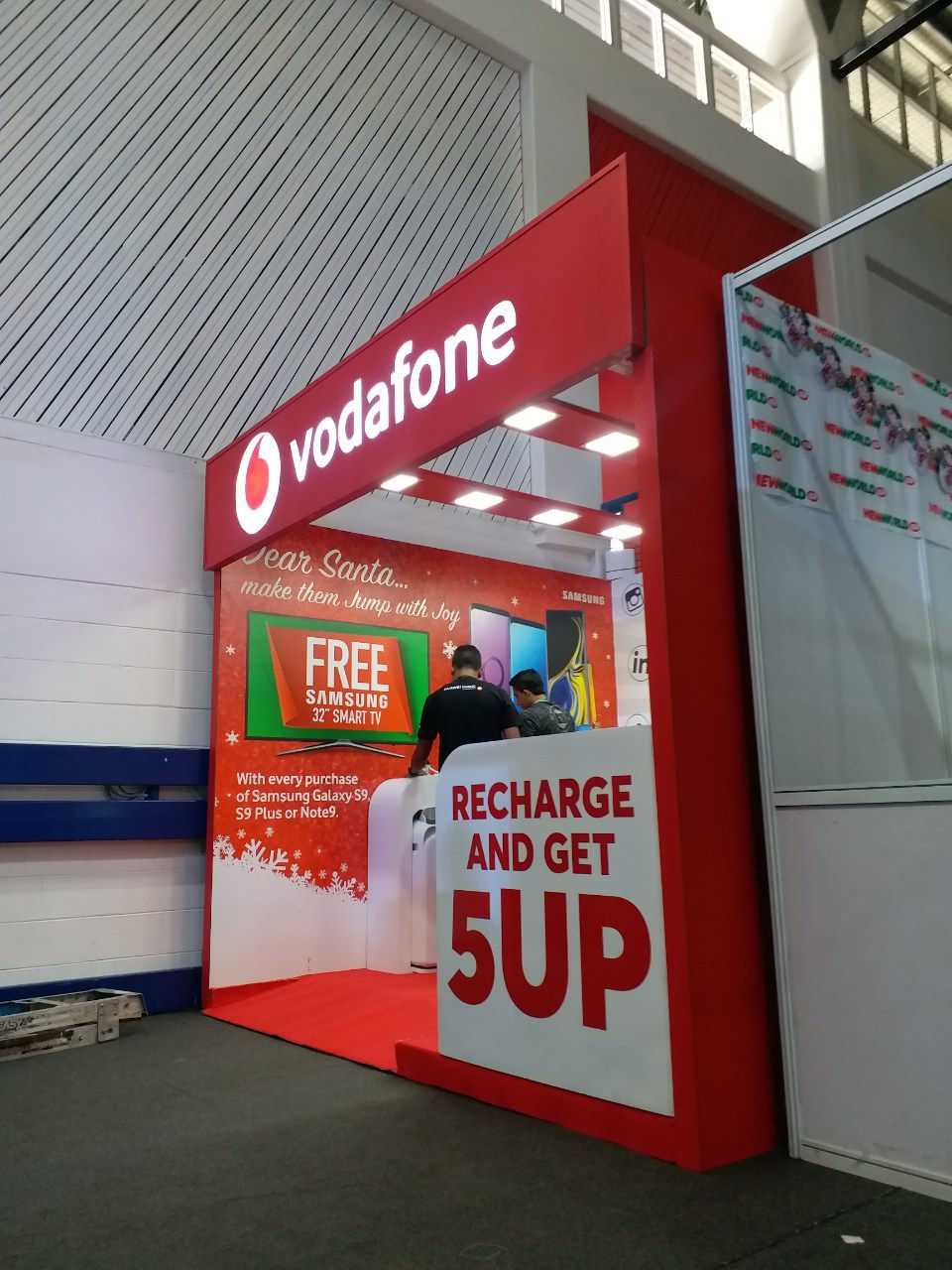 VODAFONE LED HEADER