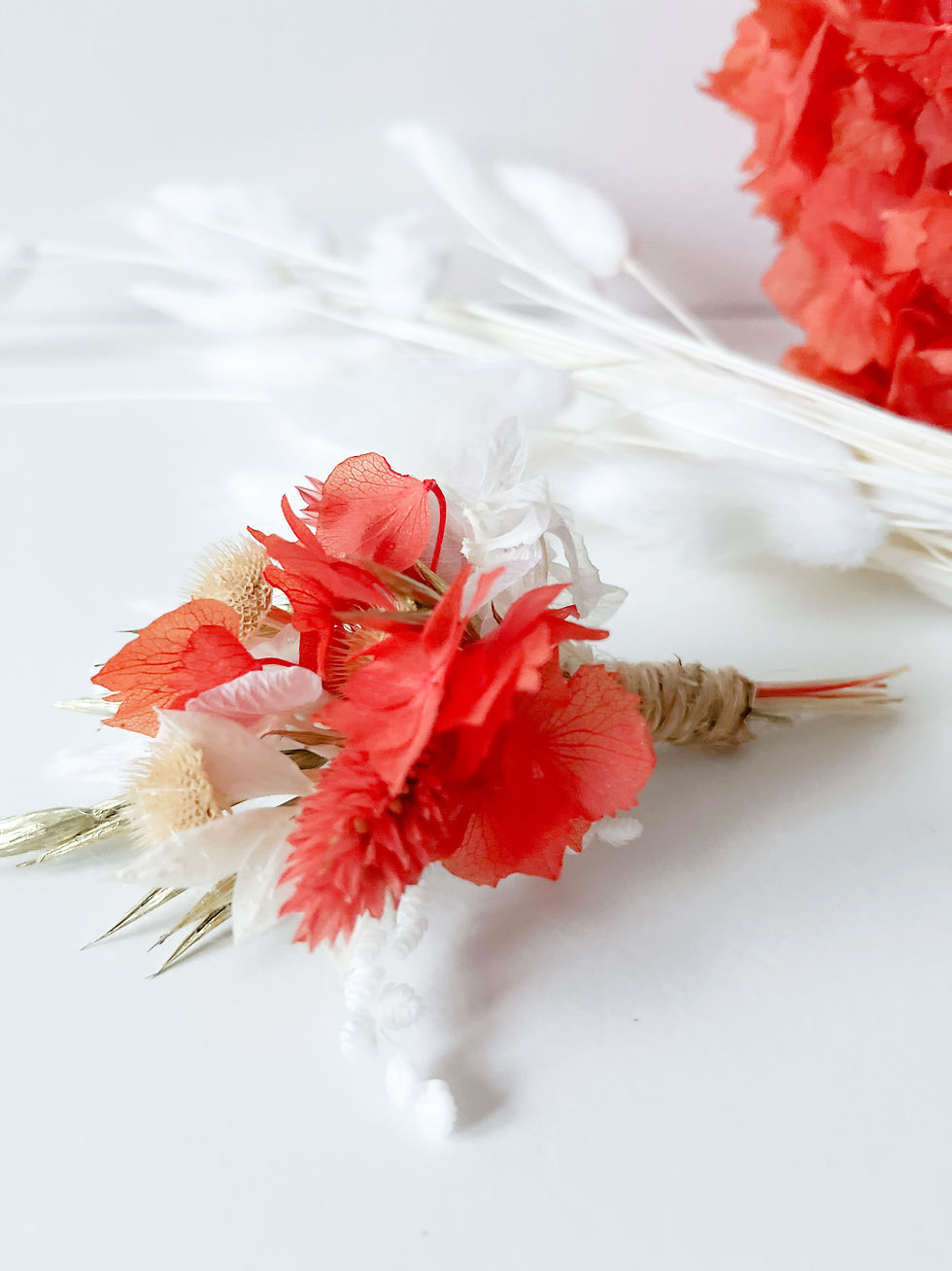 Miniature : Boutonnière - Ambre : fleurs séchées et stabilisées