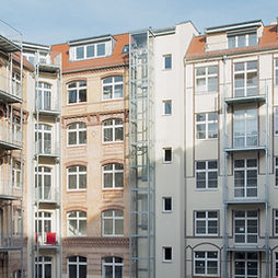 Atelierhaus Mengerzeile - Künstlerhaus mit Ateliers und Kreativräumen in historischem Industriegebäude