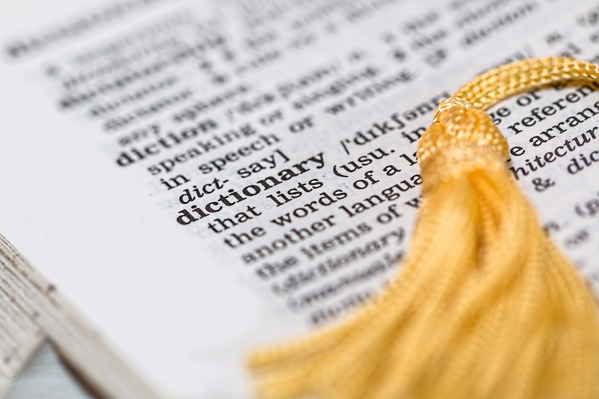 Psychology Terminology: Dependent Variable content media