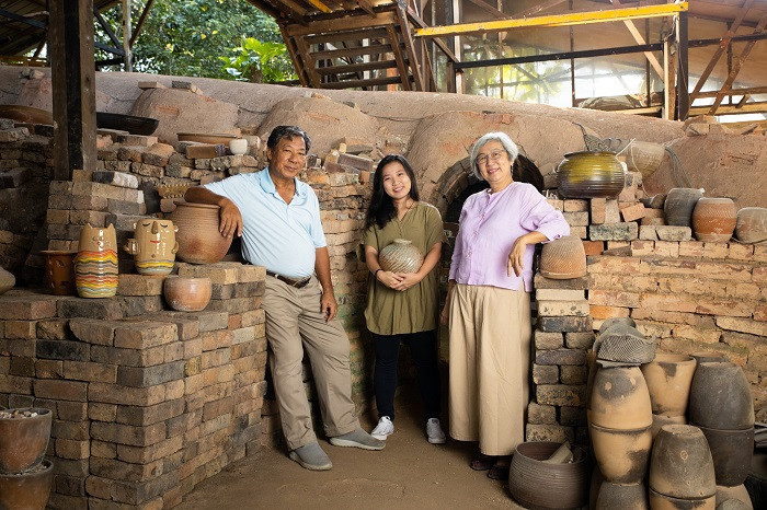 Thow Kwang Pottery
