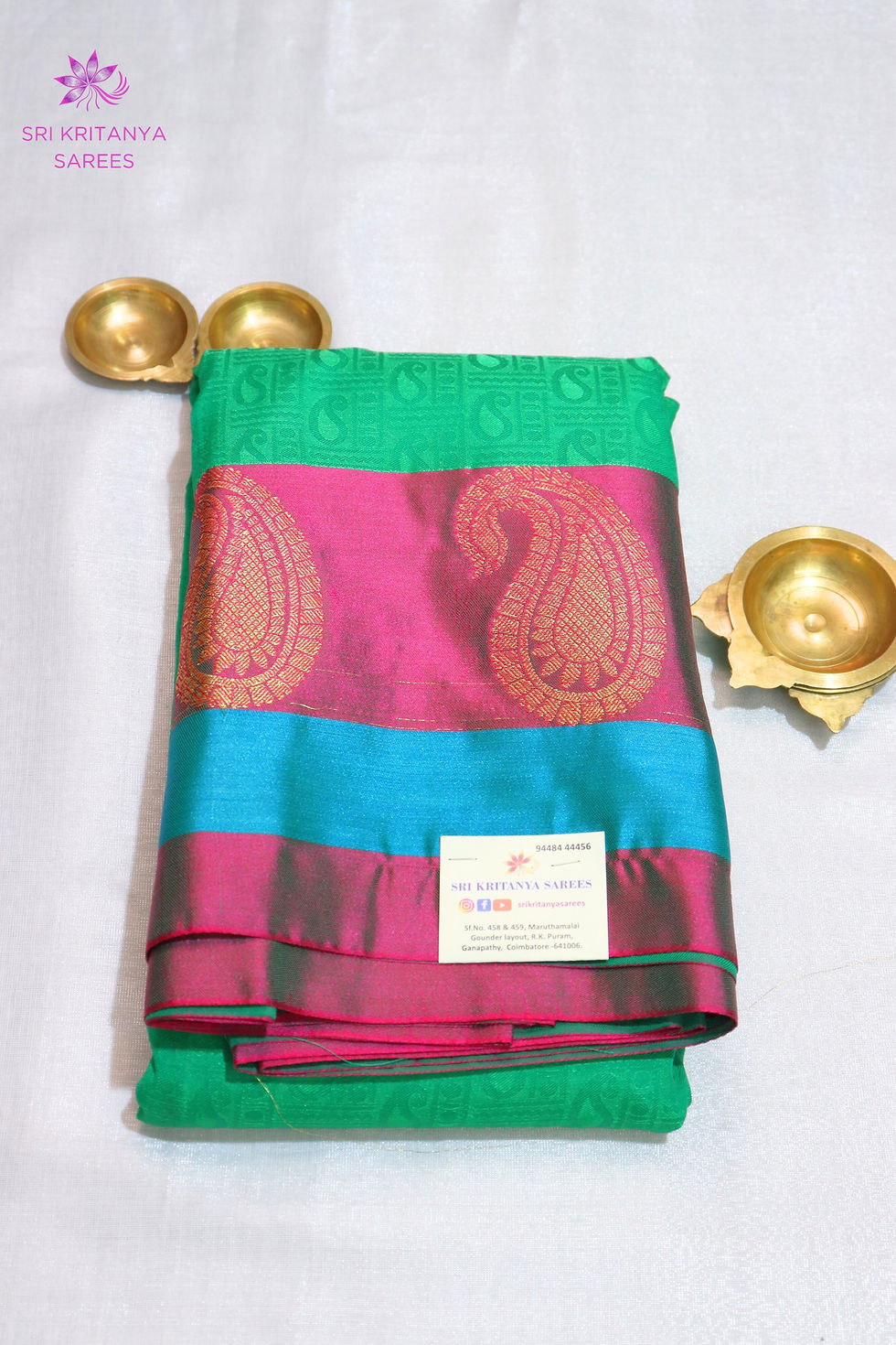 SEMI KANCHI SILK SAREES EMBOSSED PATTERN - Leaf Green with Bottle Green