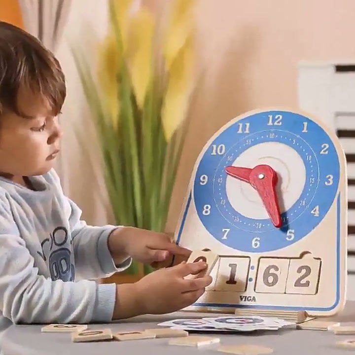 תמונה ממוזערת: שעון עץ מונטסורי