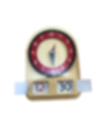 שעון מעץ עם כרטיסיות Clock with Time Cards