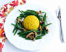 Vegan sunday meal, fall, quinoa, mushrooms, french beans, spicy, white wine, flavorful