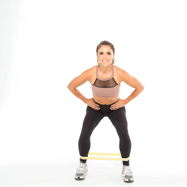 GIF Sentadilla y abduccion powerband.gif