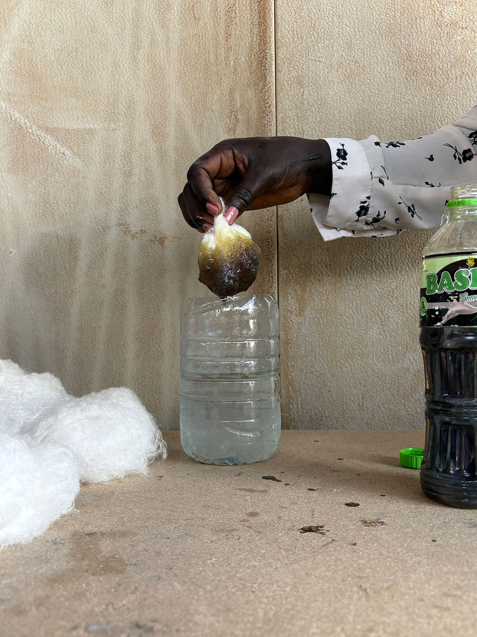 Polyfloss material as oil spill absorbant