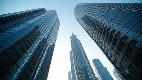 Understanding Factors Behind Dubai's Luxury Real Estate Prices