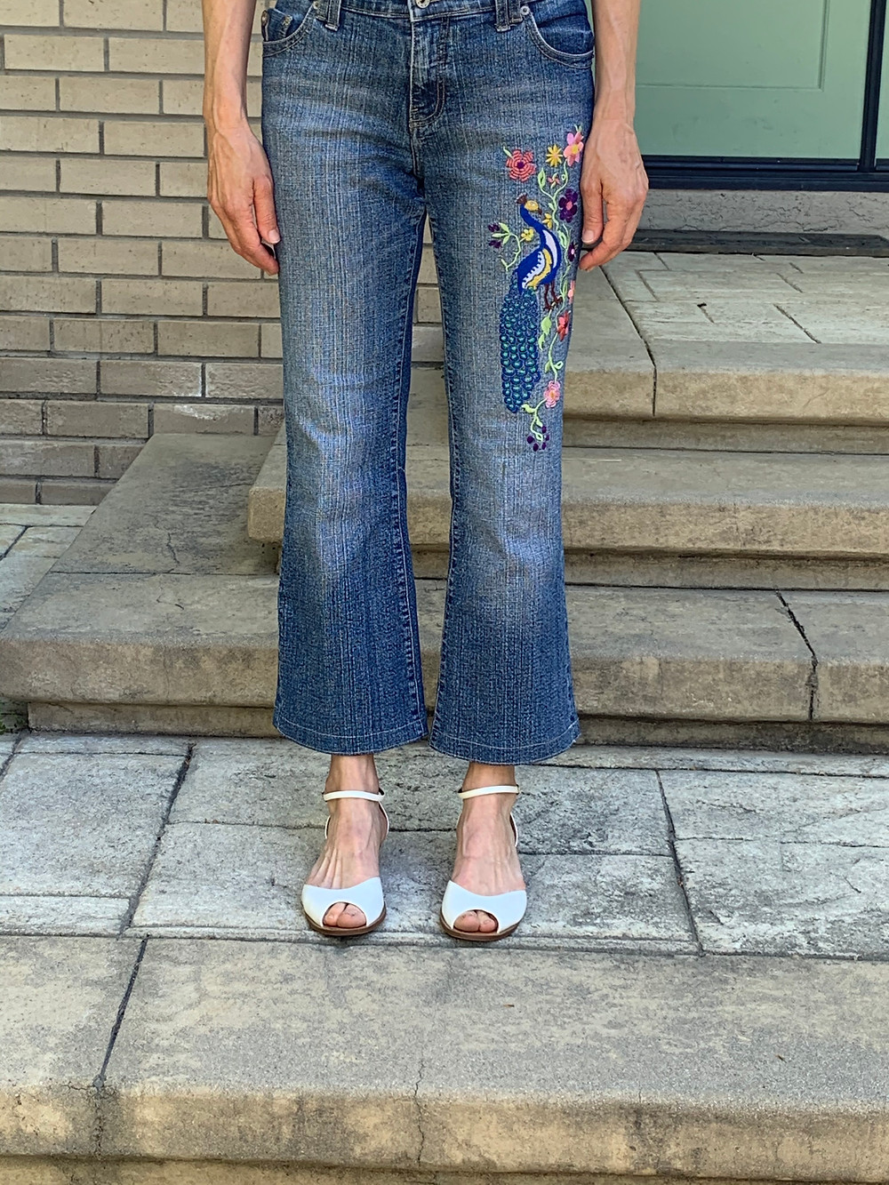 finished crop flare jeans with white patent leather sandals