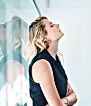 Disengaged woman.PNG
