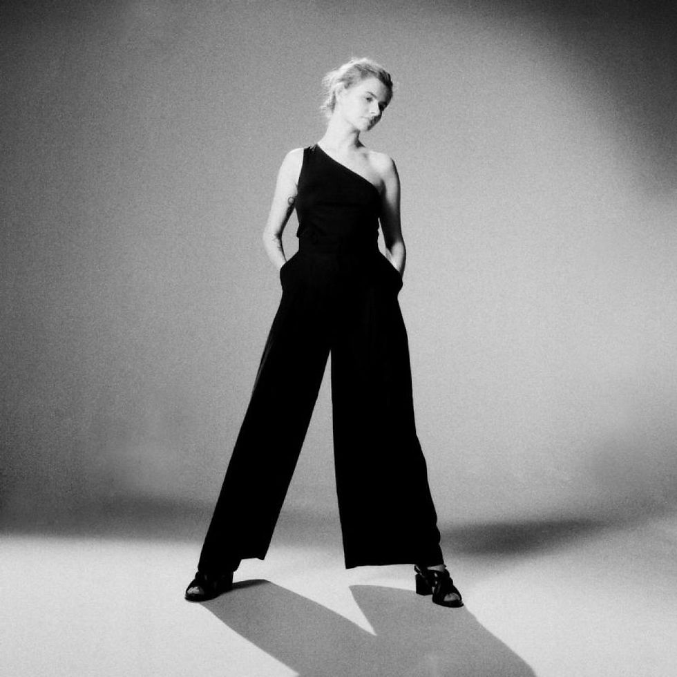Rosie Carney - Bare
