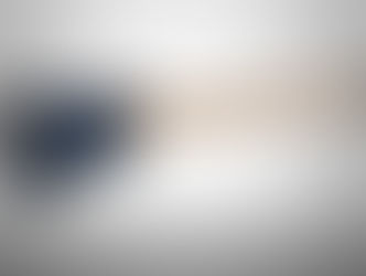 Lapaxe™ Guitars unleashes the legendary Lipaxe in a new Metallic colours line !!!