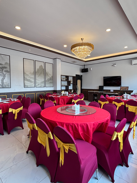 Ruangan VIP eksklusif restoran A Hwa Chinese Food PIK untuk berbagai acara keluarga.