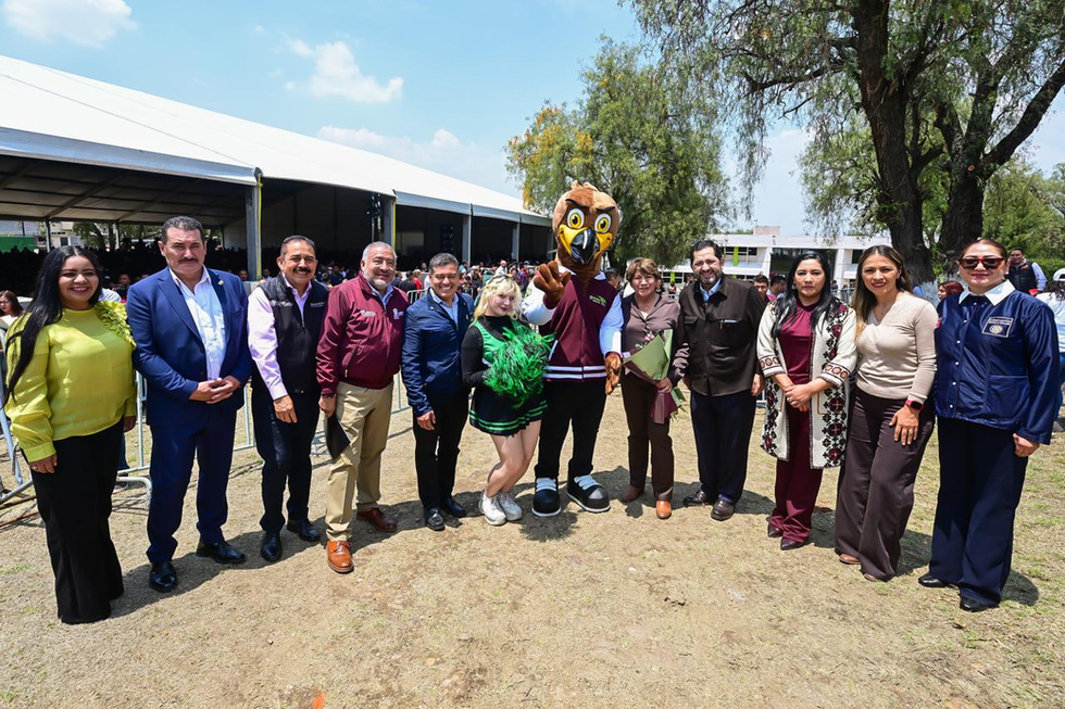 Gobierno de Delfina Gómez impulsa la permanencia escolar con la entrega de más de 37 mil Becas por Aprovechamiento Académico en EdoMéx