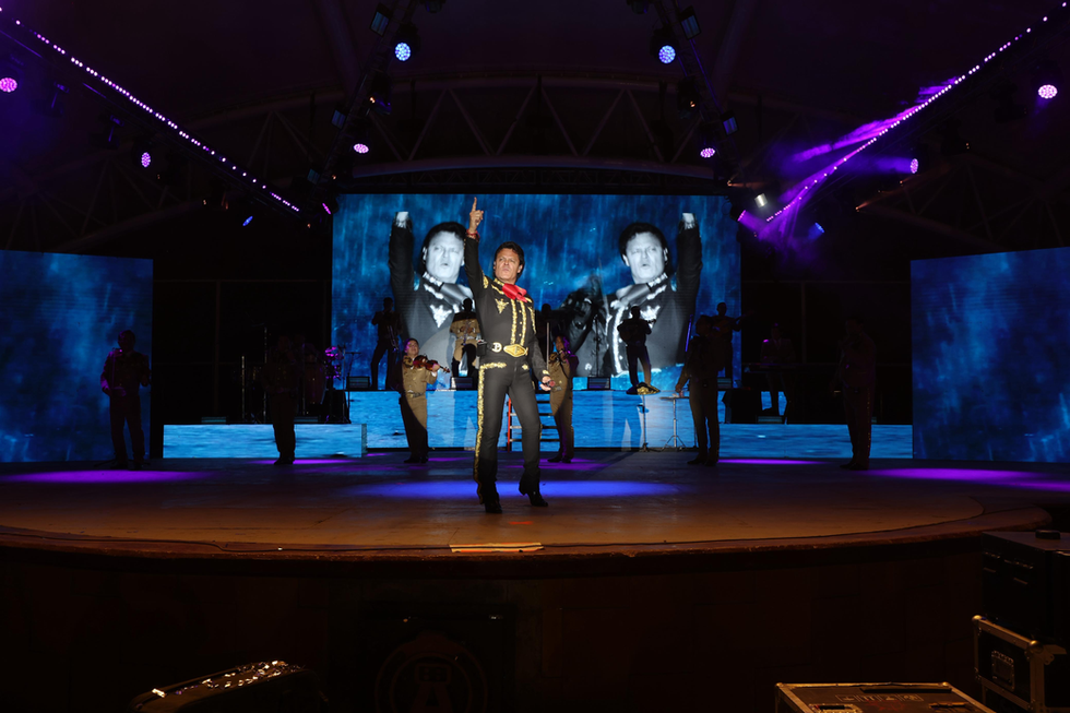 CHIMALHUACÁN CELEBRA DÍA DE LAS MADRES CON CONCIERTO GRATUITO DE PEDRO FERNÁNDEZ