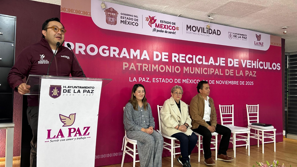 Gobierno del EdoMéx y ayuntamiento de La Paz reciclan vehículos en desuso para adquirir equipo de oficina