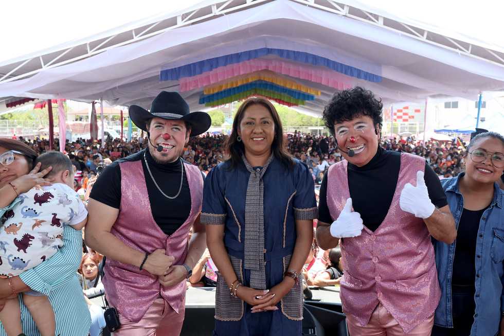 LAGRIMITA Y COSTEL CONQUISTAN CORAZONES DE MILES EN CHIMALHUACÁN