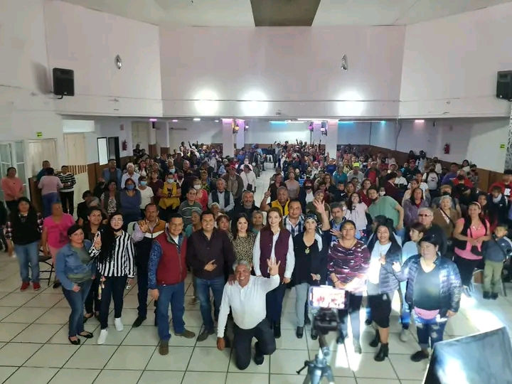 "AMOR CON AMOR SE PAGA" LLEGÓ A TLALNEPANTLA PARA CELEBRAN A LOS ADULTOS MAYORES