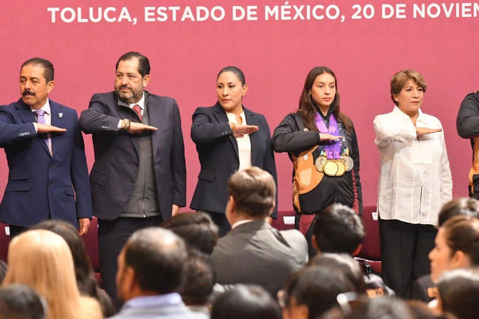 Asisten congresistas al 115 Aniversario de la Revolución Mexicana