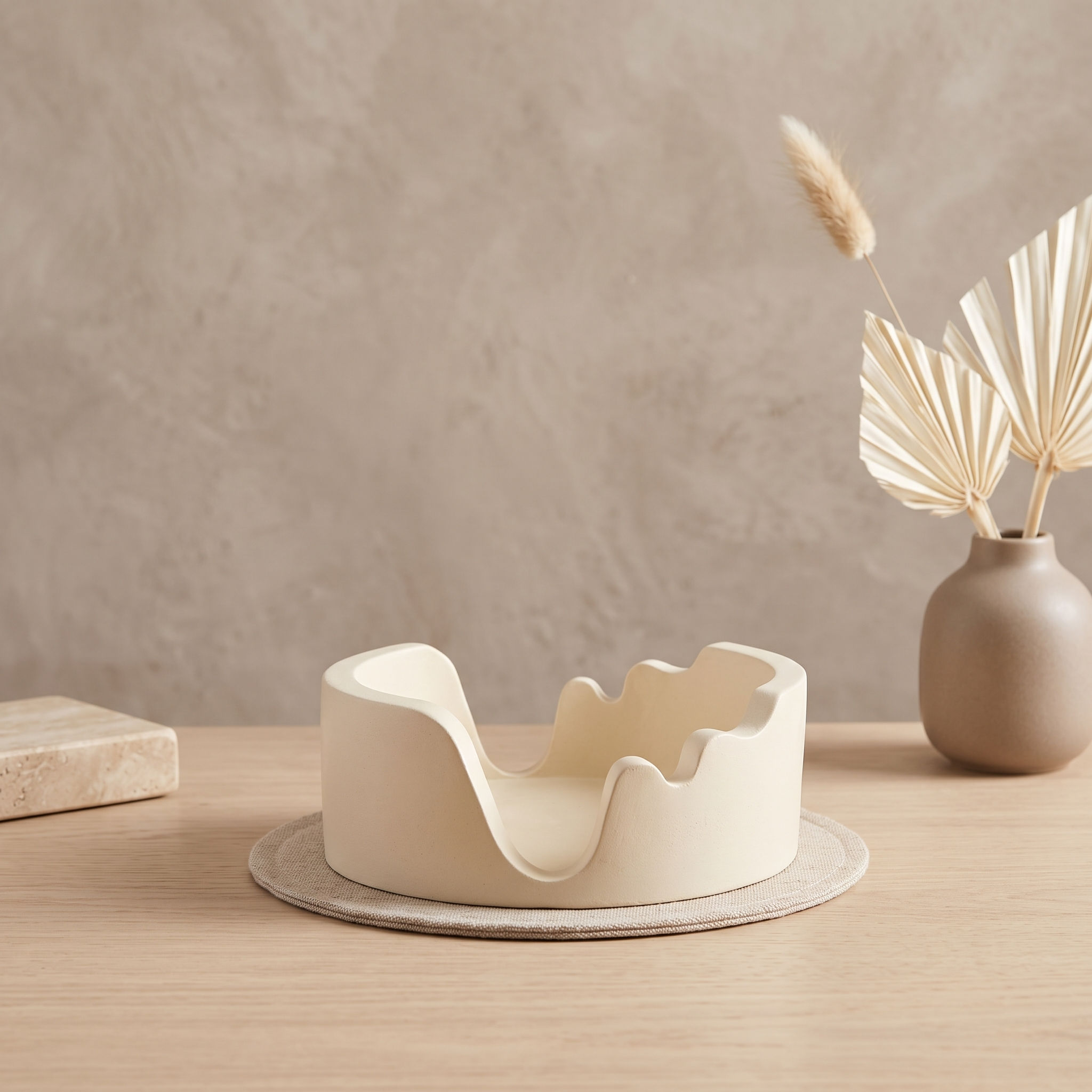 Irregular Shape Ceramic Coaster Holder