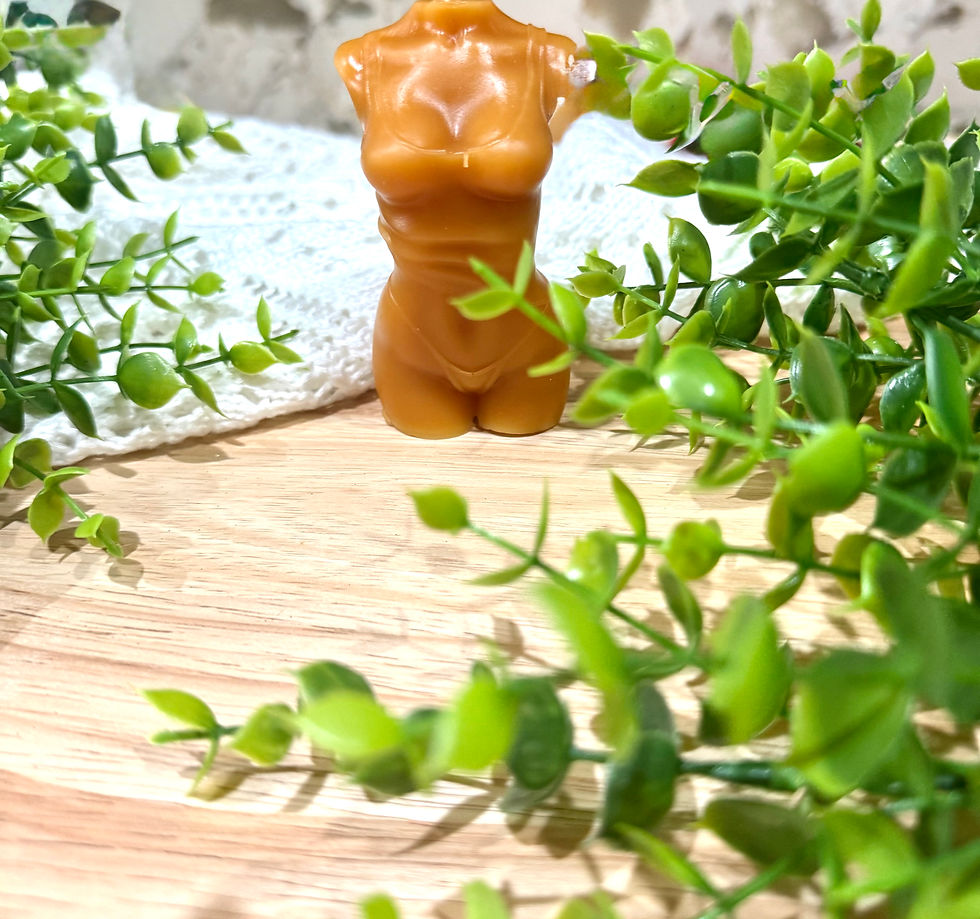 Thumbnail: Curved Essence Candle