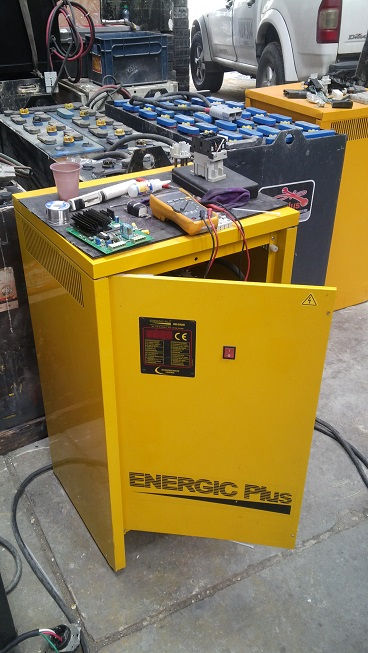 REPARACIÓN DE CARGADORES