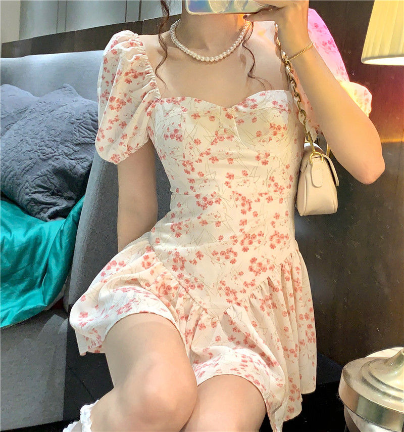 Thumbnail: Floral Square Collar, Waist And Slim Dress