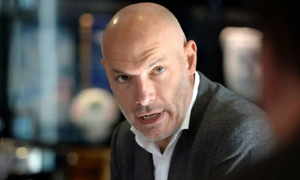howardwebb.webp