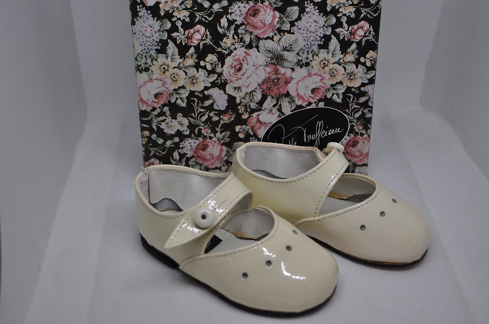 Puppen-Lederschuh Gr. 4 von Ruth Treffeisen