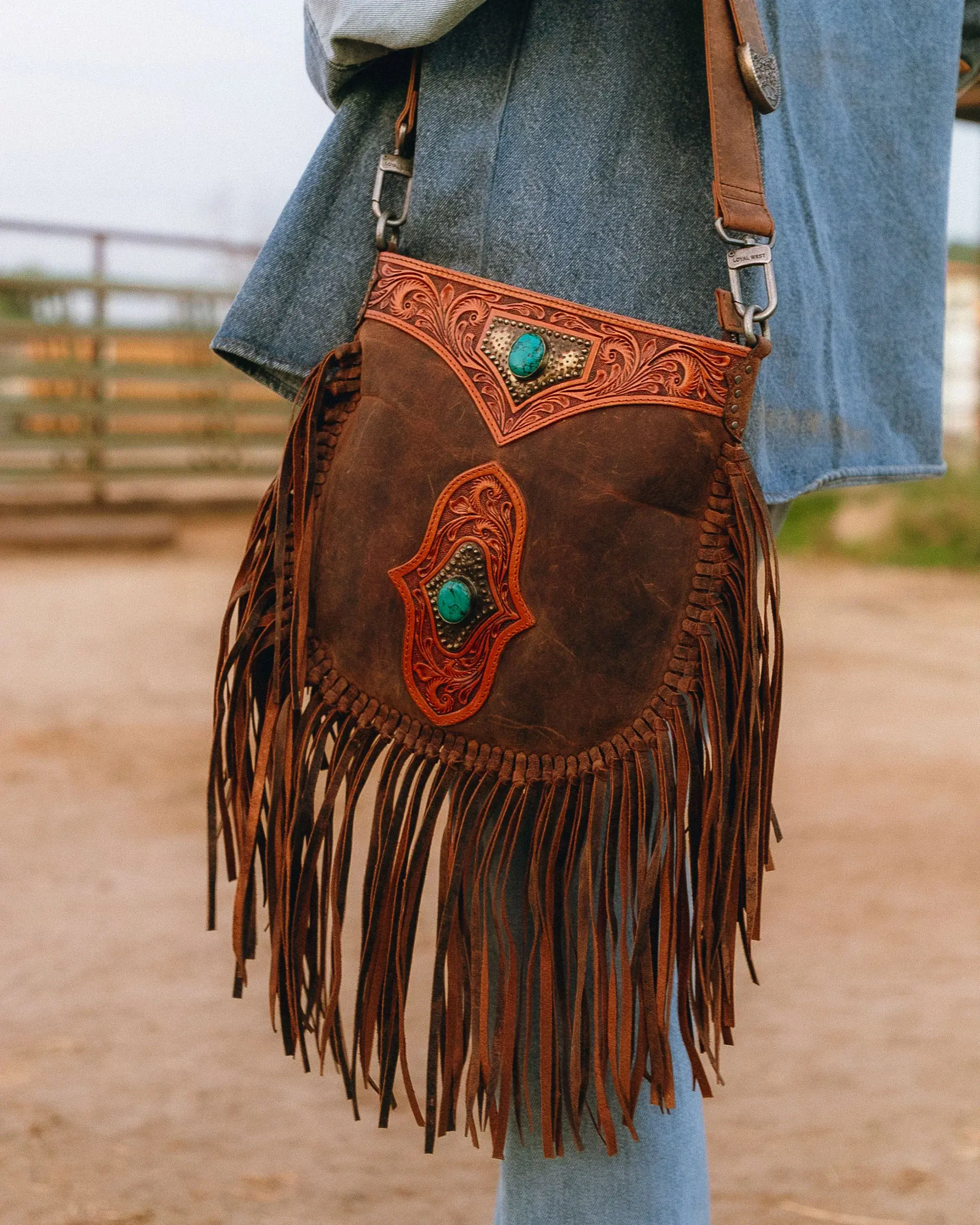 MOJAVE  TASSLE BAG