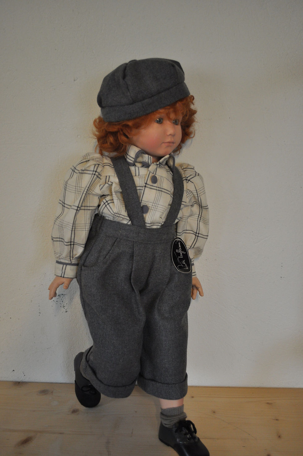 "Alex" Künstlerpuppe von Ruth Treffeisen