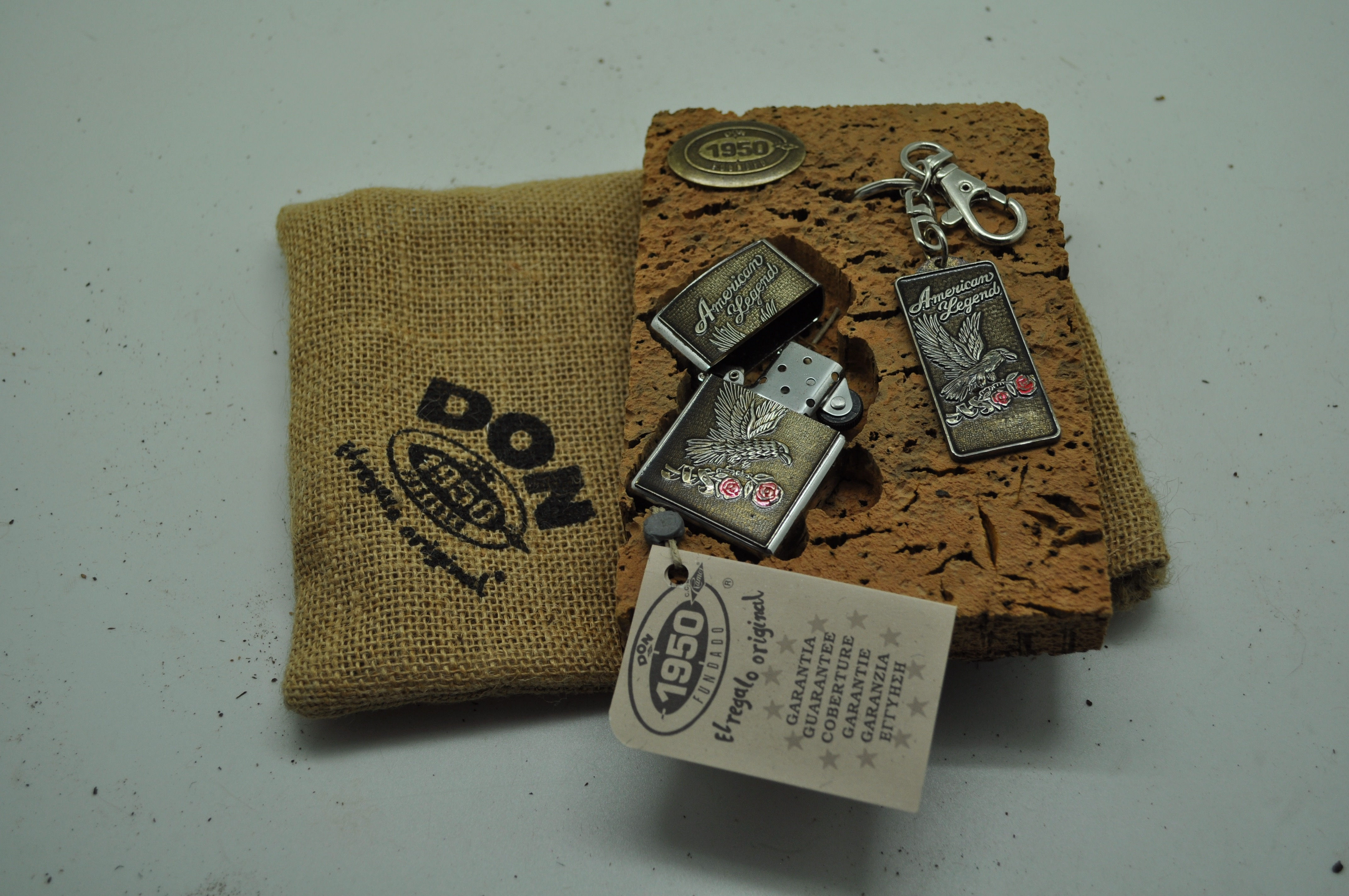 DON Benzinfeuerzeug und Schlüsselanhänger