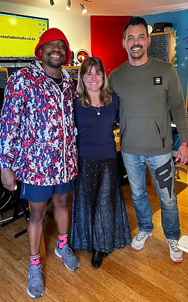 Narrator Rampepe Mohohlo, VO & Line Poducer Lu & Studio Engineer Lindsay Johnson_edi