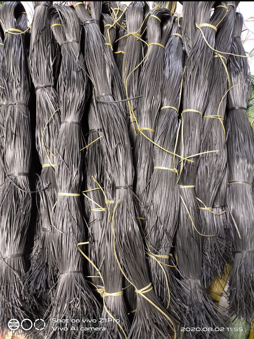 SUPER BLACK  CUTTING